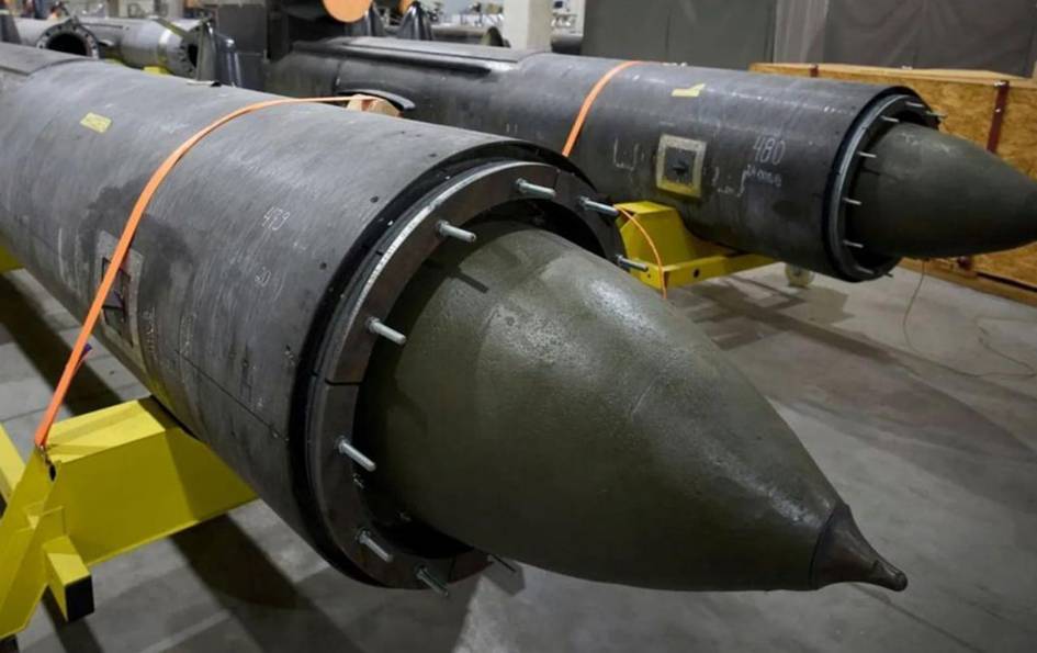 Ukraina Moskva va Sankt Peterburgga yetib boradigan raketa ishlab chiqardi (video)