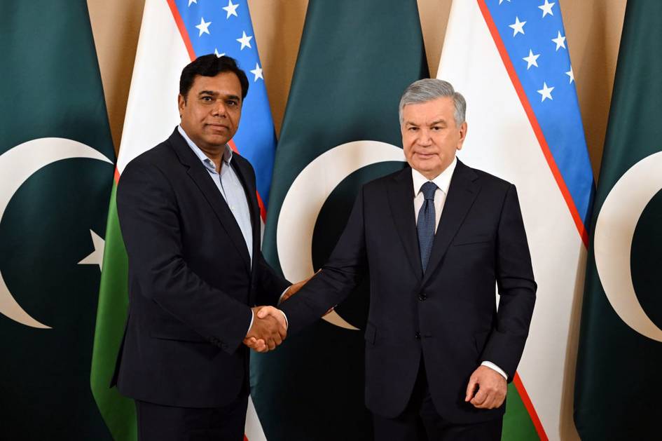 Shavkat Mirziyoyev Pokistonning 4 ta yirik kompaniya rahbarlari bilan uchrashdi