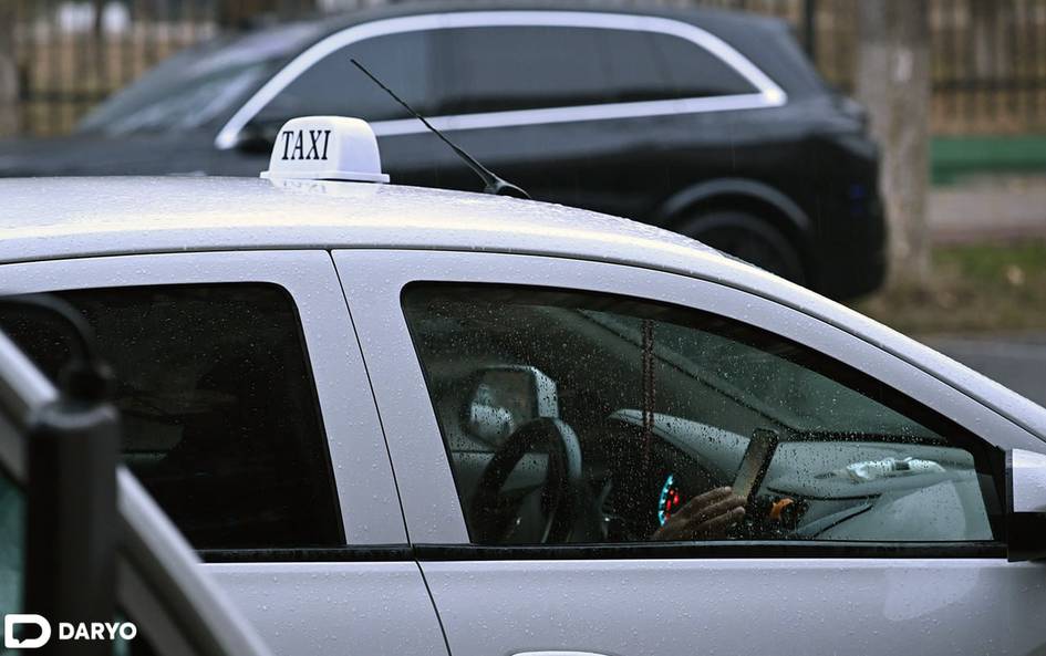 Сколько заработали таксисты в Узбекистане за год