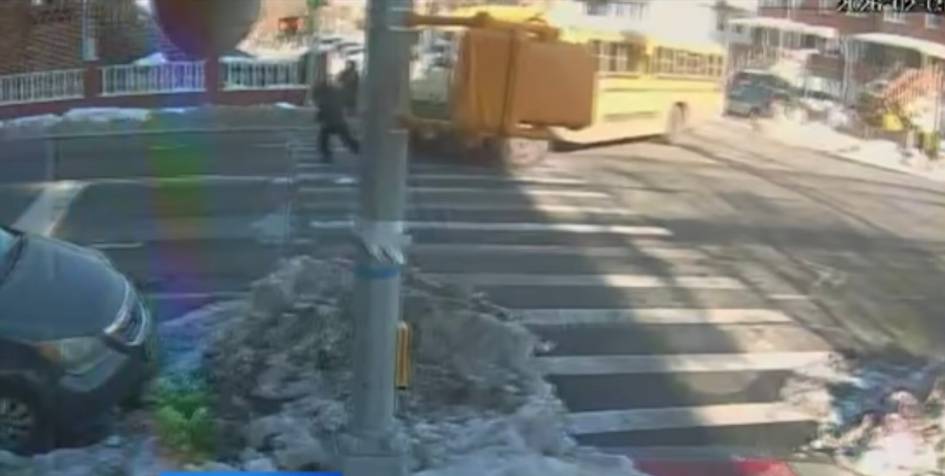 11-летняя девочка из Узбекистана погибла под колесами школьного автобуса в Нью-Йорке