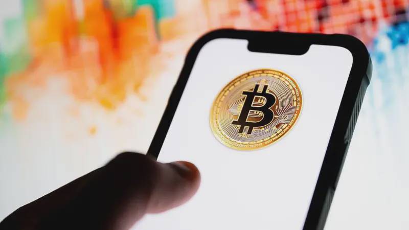 Жанубий Кореяда криптобиржа хатолик сабаб мижозларига 40 млрд долларлик биткоин тарқатиб юборди