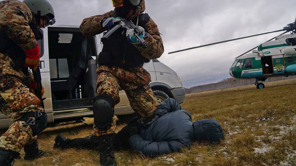 Rossiyada terakt uyushtirishga urinishda ayblangan o‘zbekistonlik 20 yilga qamaldi