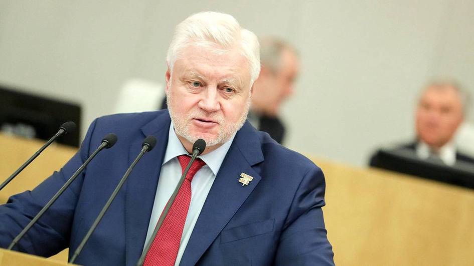 “Nima qilyapsizlar, ahmoqlar?” — Rossiya deputati Telegram ishlashini sekinlashtirganlarni urushga jo‘natishga chaqirdi