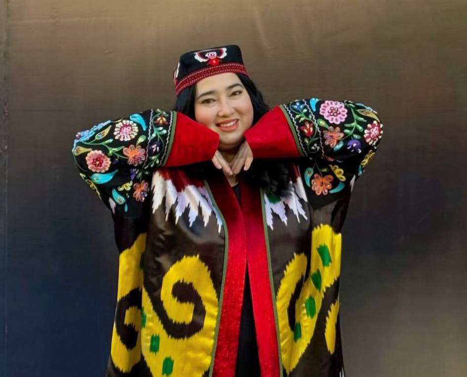 “Farzandsizligim — og‘riqli nuqtam emas”. Indira Miftaxova oylik daromadi va ozish uchun oshqozonini kestirmasligi haqida