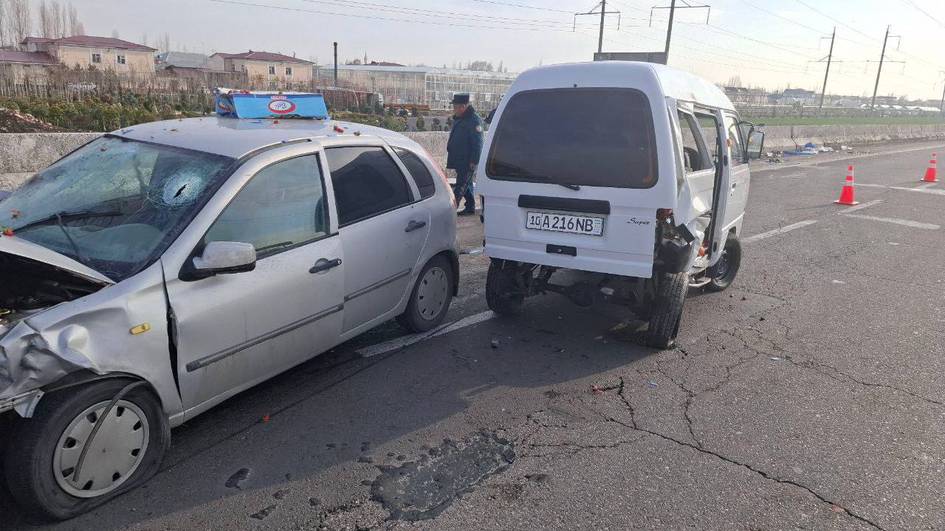 Юқори Чирчиқда Lada ва Damas ўртасида ЙТҲ содир бўлди