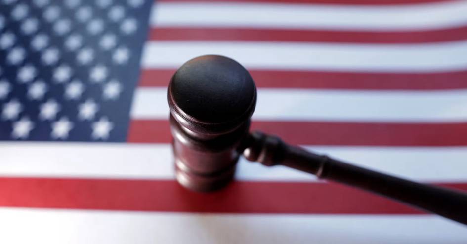 AQSHning 13 ta shtati Tramp ma’muriyatini sudga berdi