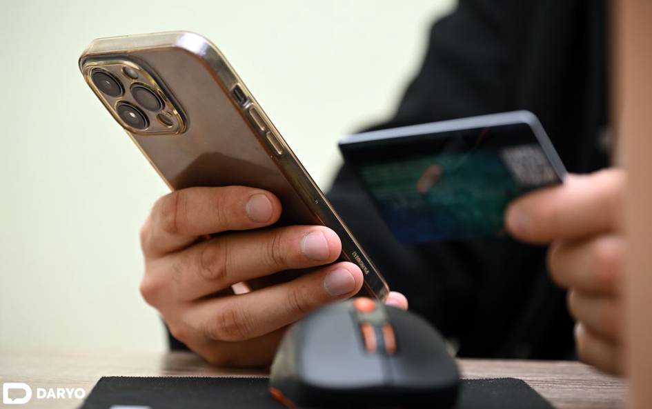 У узбекистанцев появится возможность проверить, сколько банковских карт и SIM-карт оформлено на их имя