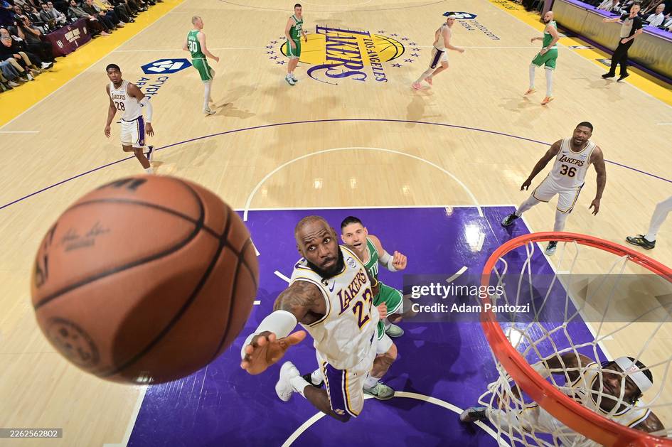 Леброн Жеймс NBA’да тарихий рекорд ўрнатди