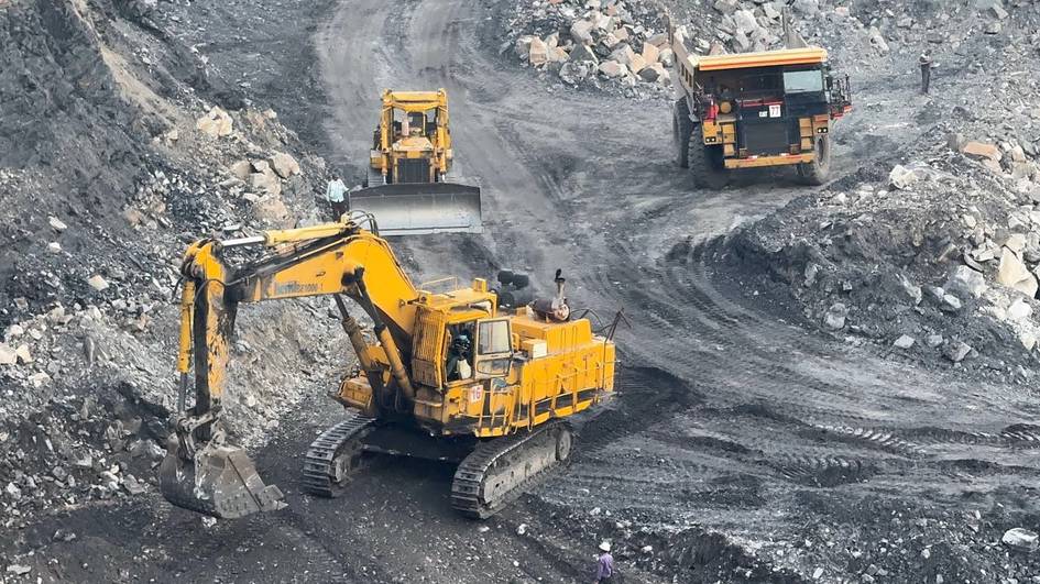 Prezident Surxondaryoda ko‘mir qazib olish hajmini oshirishga topshiriq berdi