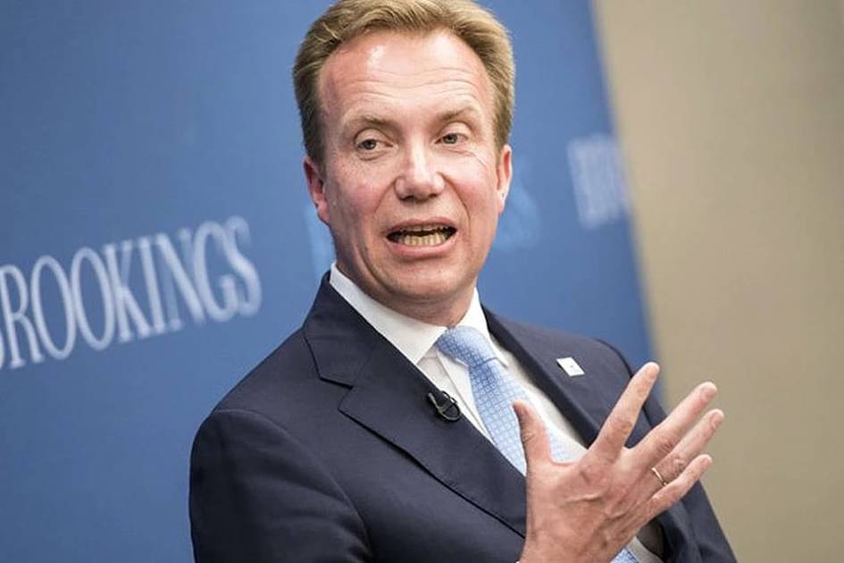 Эпштейн иши: Жаҳон иқтисодий форуми раҳбари ишдан бўшади