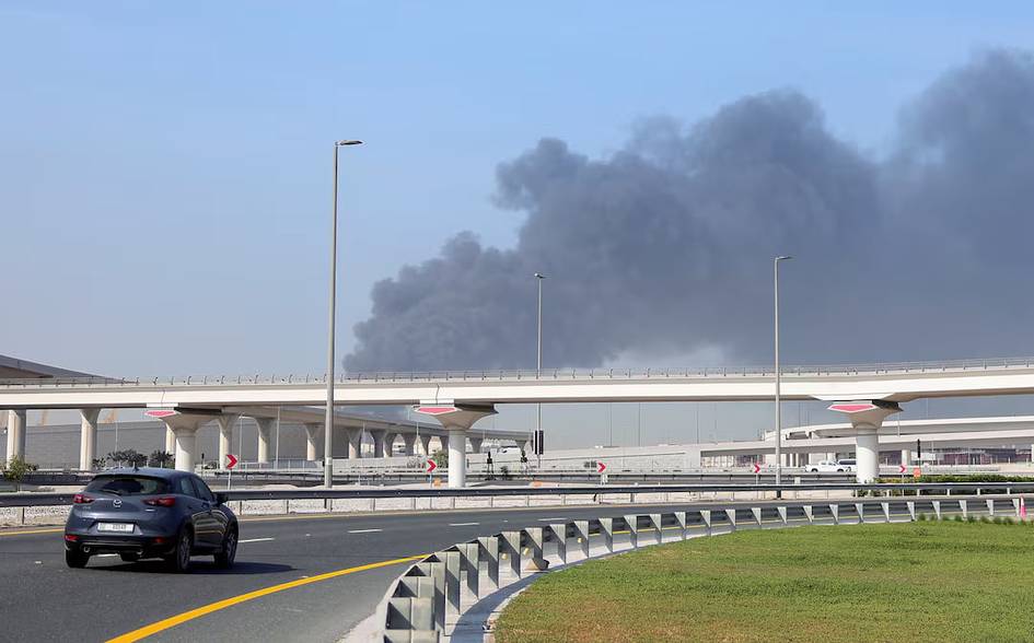 BAA va Qatarda ikkinchi kun portlashlar qayd etildi (video)