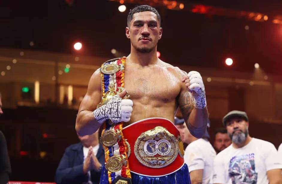 Дана Уайтнинг бокс ташкилоти сабаб IBF Жаҳон чемпионини камардан маҳрум қилиши мумкин