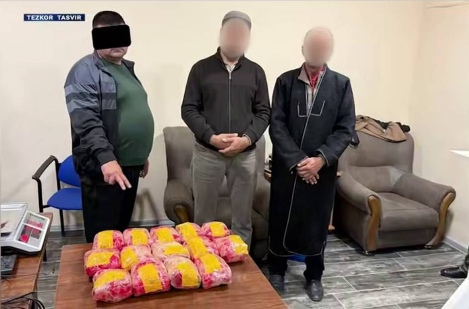 Surxondaryoda o‘qituvchi 180 ming dollarga narkotik sotayotganida qo‘lga tushdi