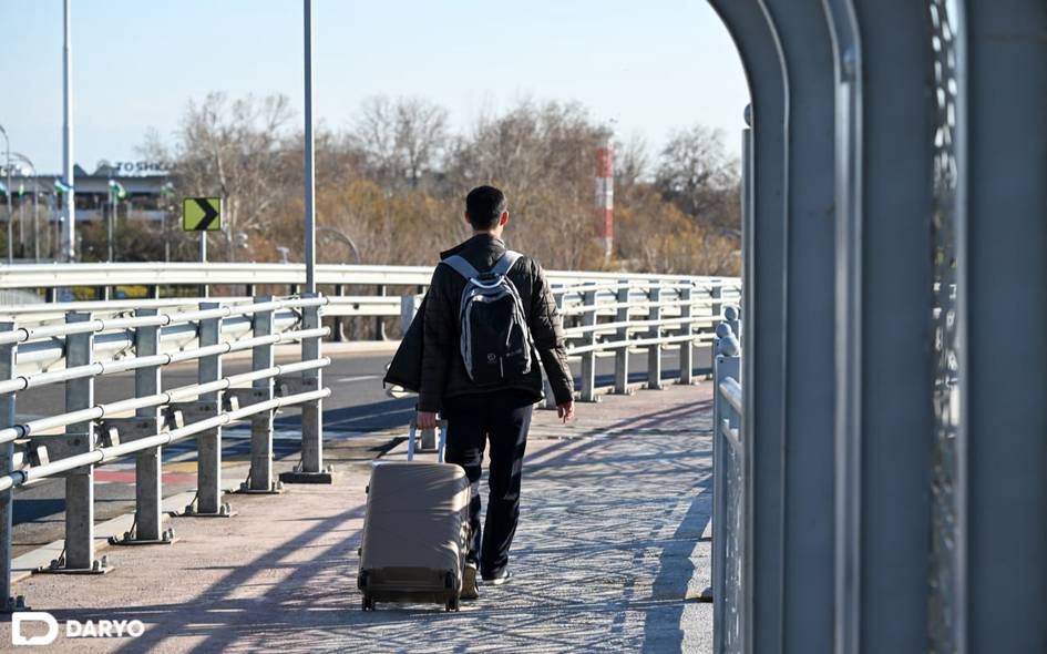 В Узбекистане плательщикам алиментов могут разрешить выезжать за границу на заработки