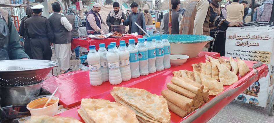 Bulani, murabbo va nisholda: afgʻonistonliklar ramazonda qanday taomlar iste’mol qiladi?