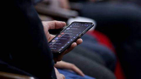 Uzbekistan moves to penalize obscene language and online insults