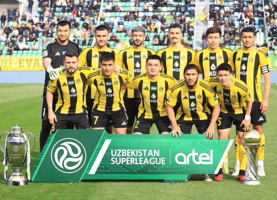 Суперлига. Етакчилар баҳсида “Нефтчи” “Локомотив” устидан ишончли ҳисобда ғалаба қозонди