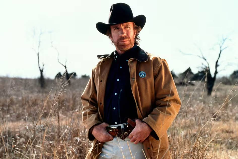 “У чексизликкача икки марта санаган” — жанг санъати устаси ва мемлар қаҳрамони Чак Норрис ҳақида