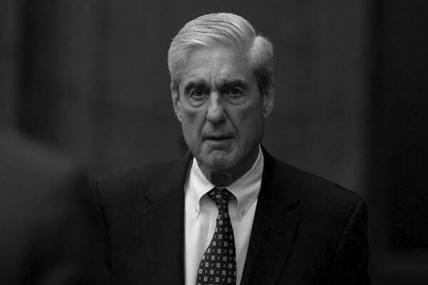 Trampning Rossiya bilan aloqalarini tergov qilgan sobiq maxsus prokuror 82 yoshida vafot etdi