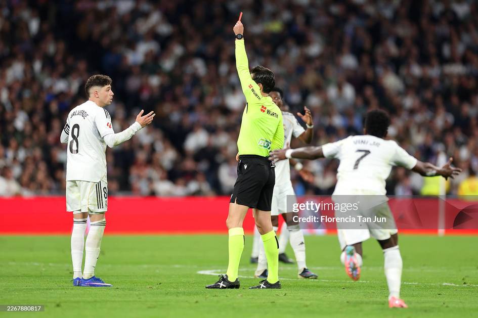 “Реал” Вальвердега кўрсатилган қизил карточка бўйича апелляция беради — Goal