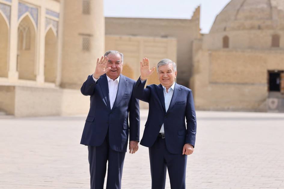 Мирзиёев и Рахмон в Бухаре — как прошел второй день госвизита (фото)