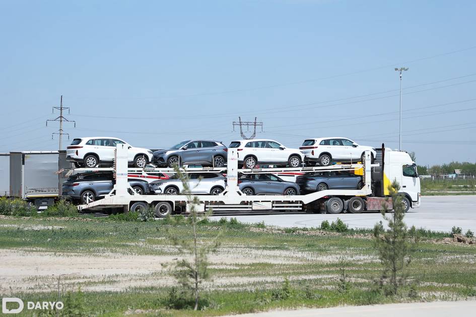 Январь-февраль ойларида Ўзбекистон импорти кескин ошди