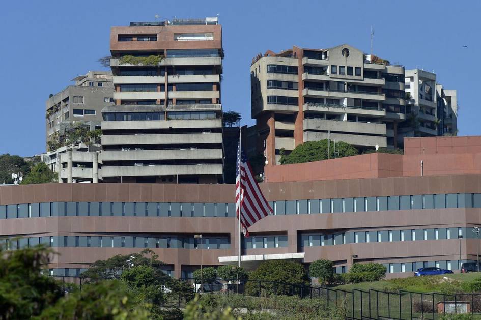 Venesuelada yetti yil o‘tib AQSH elchixonasi qayta ochildi