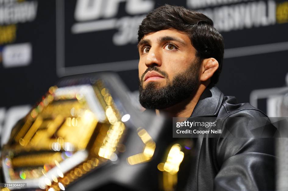 Арман Царукян UFC Оқ уй турнирининг марказий жангида октагонга чиқиши мумкин (фото)