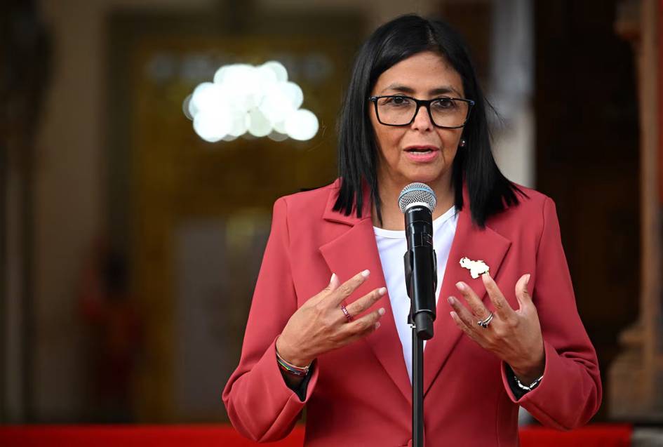 AQSH Venesuela muvaqqat prezidentidan sanksiyalarni olib tashladi