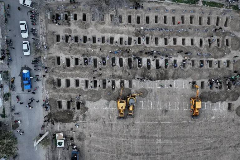 “Уруш жиноятлари”: америкалик юздан ортиқ ҳуқуқшунос Эронга берилаётган зарбаларни қоралади