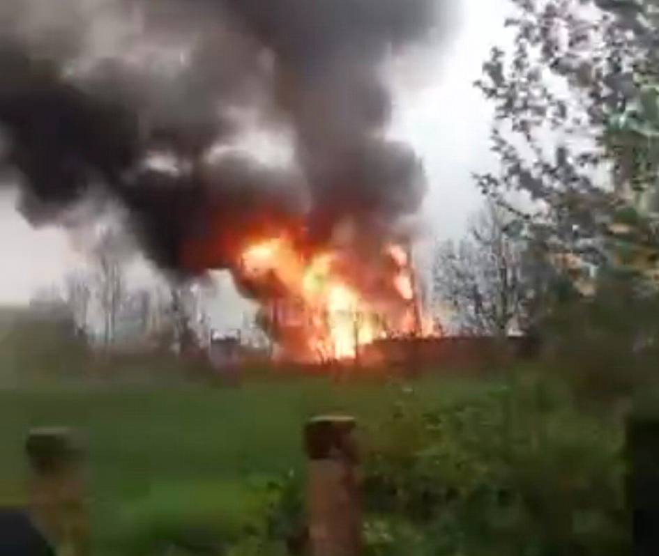 В пожаре на пропановой заправке в Сурхандарье пострадали два человека (видео)