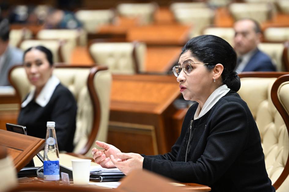 Маклерлар “соя”дан чиқарилади: Сенат янги таҳрирдаги риелторликка оид қонунни маъқуллади