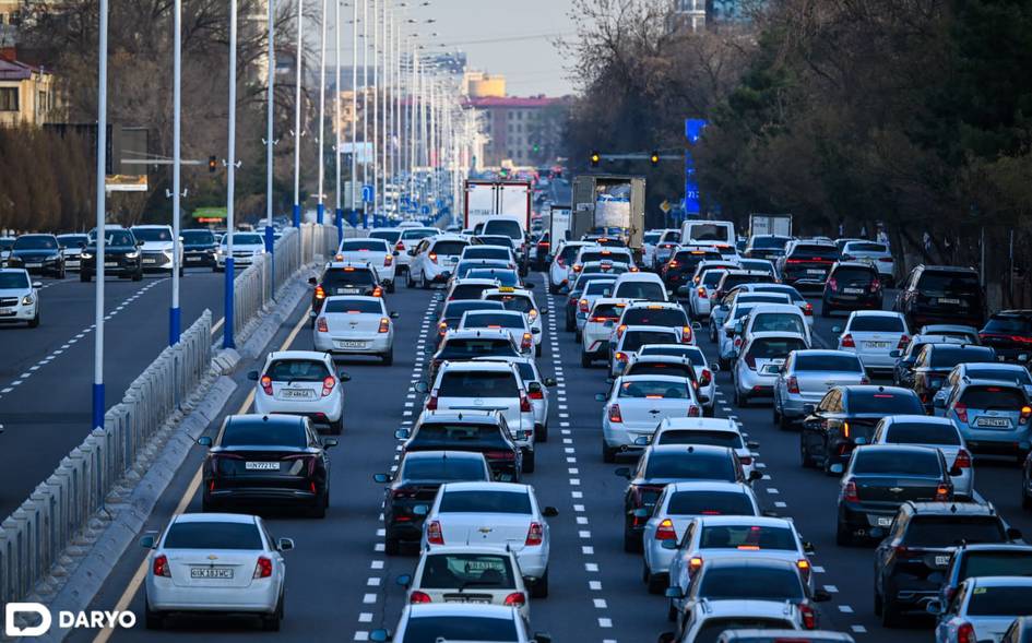 Платные дороги и запрет на искусственные неровности в Узбекистане — новый закон о дорогах