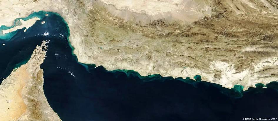 Тегеран согласился открыть Ормузский пролив и прекратить огонь на две недели 