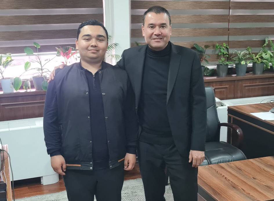 Бухорода виртуал &ldquo;валютчик&rdquo;лик қилган 17 ёшли ўсмир жавобгарликка тортилмайдиган бўлди