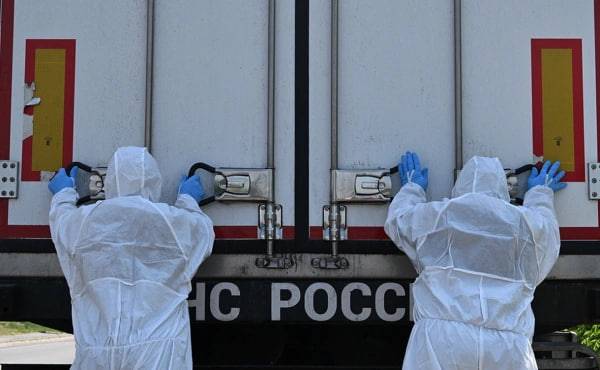 Россия ва Украина ҳалок бўлган ҳарбийлар жасадларини алмашди (видео)