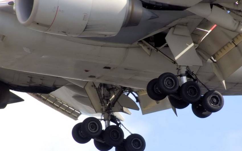 АҚШда JetBlue авиакомпаниясига тегишли самолётнинг шасси қисмида икки кишининг жасади топилди