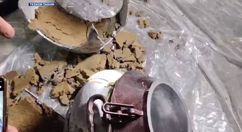 «Закладки» из казана — в Сурхандарье внутри афганских казанов нашли почти 200 кг гашиша