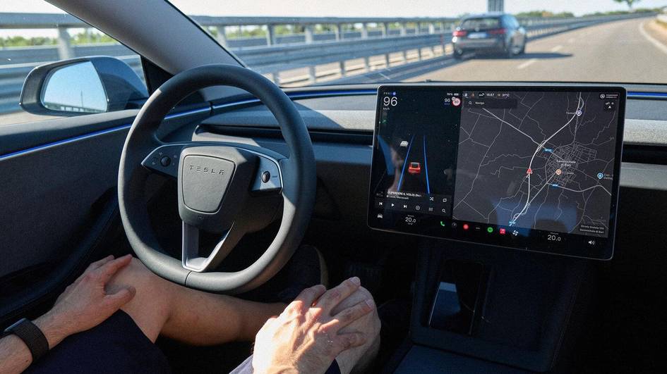 Niderlandiya Tesla’ning avtopilot funksiyasiga ruxsat berdi