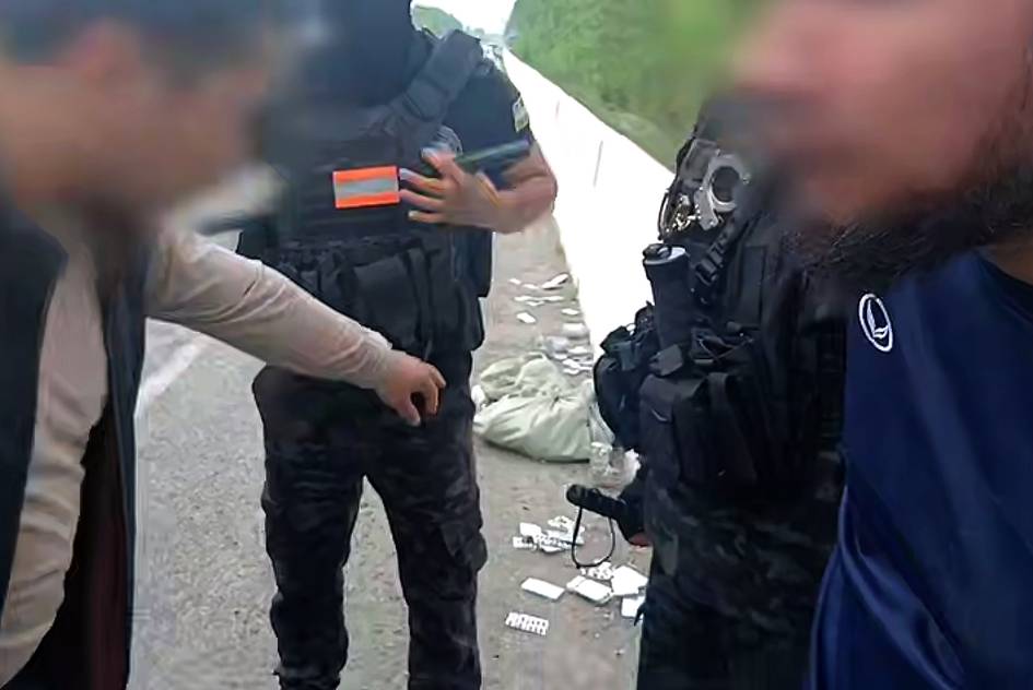 Farg‘onada DXX xodimlaridan qochmoqchi bo‘lgan kuchli ta’sir qiluvchi dori sotuvchilar ushlandi