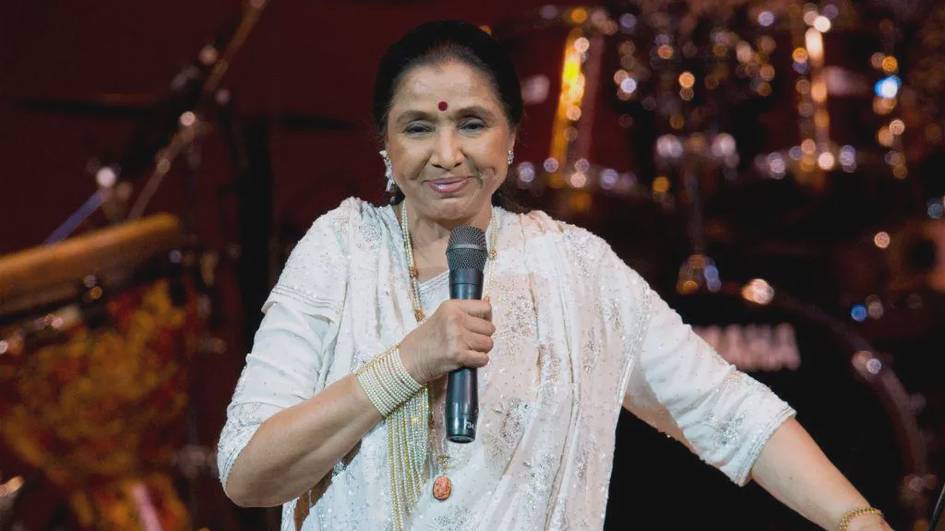Bollivud primadonnasi Asha Bhosle 92 yoshida vafot etdi
