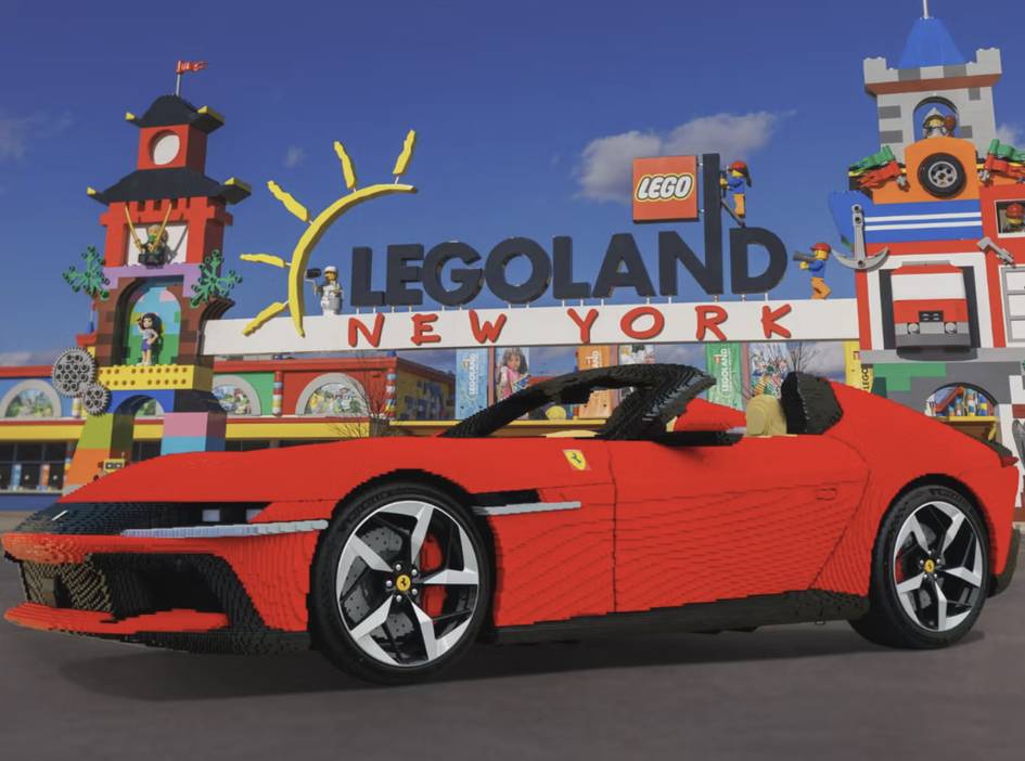 Lego’дан ҳақиқий ўлчамдаги Ferrari ясалди