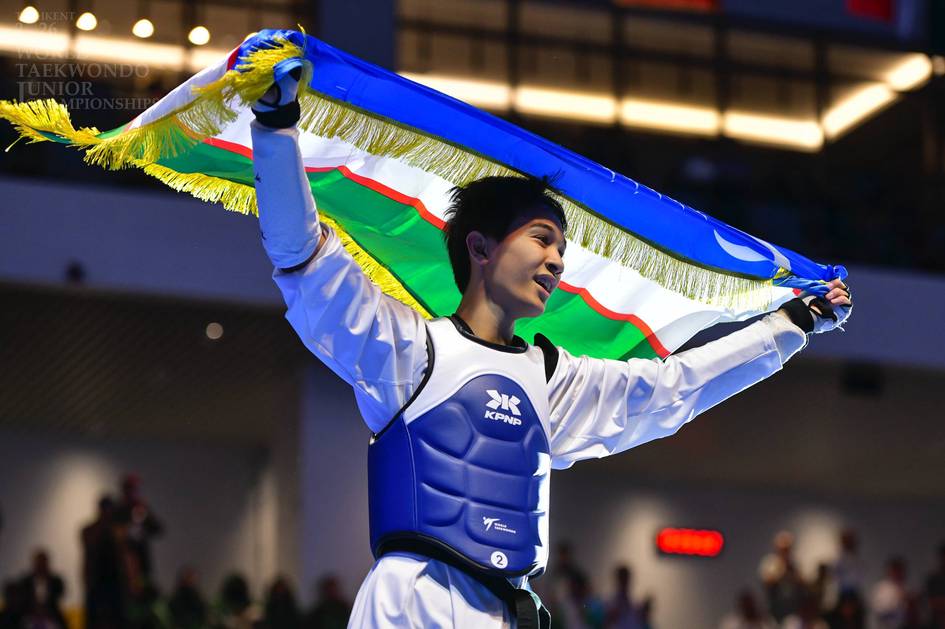 Ёсинбек Одилов стал чемпионом мира по таэквондо среди юниоров