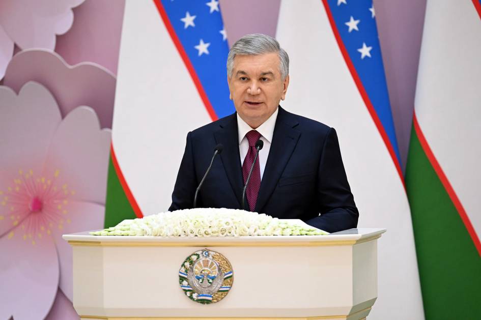 «Выведем национальную культуру на новый уровень» — Шавкат Мирзиёев поздравил работников культуры
