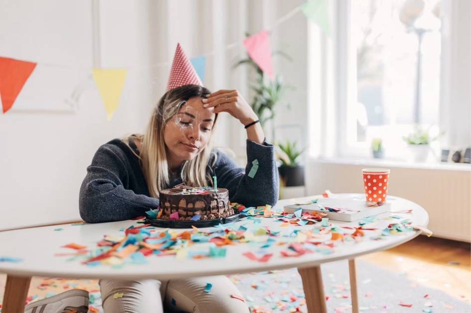 Serotonin bo‘shlig‘i: bazmlar, konsertlar va ta’tildan so‘ng nega kayfiyatimiz tushib ketadi?