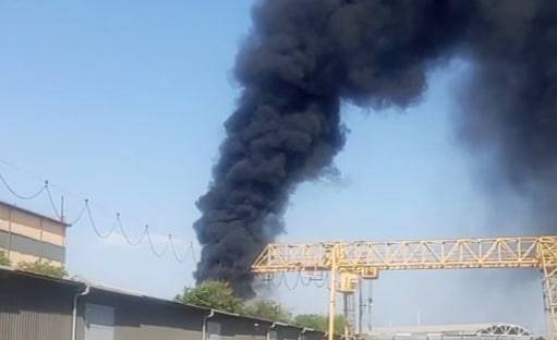 Toshkentning Yangihayot tumanidagi ishlab chiqarish korxonasida yong‘in chiqdi