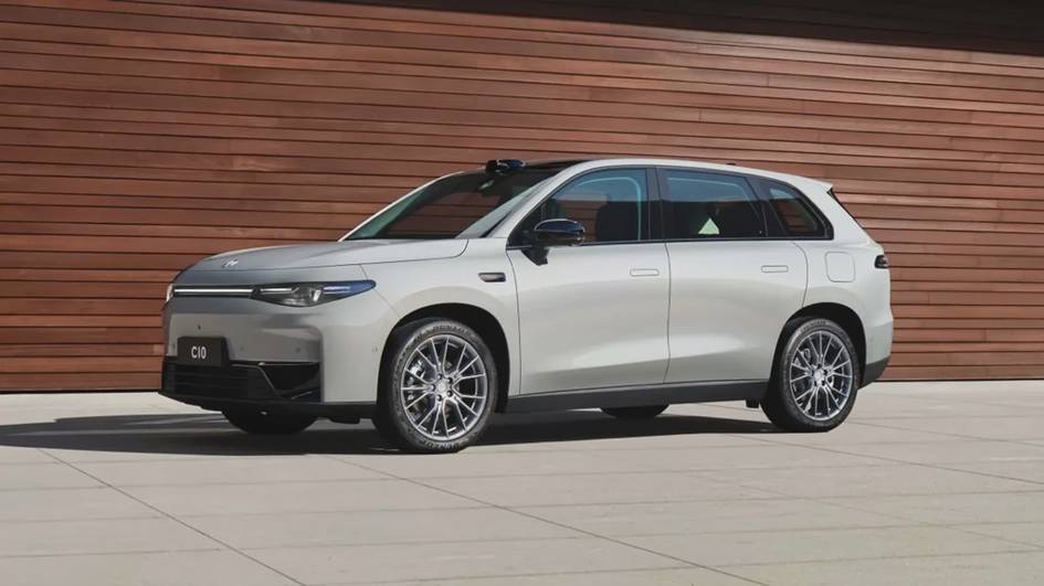 В Бухаре начнут производить электромобили Leapmotor