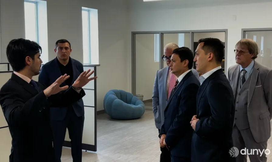 АҚШда ўзбекистонлик тадбиркор томонидан юк машинаси ҳайдовчиларини тайёрлаш маркази очилди