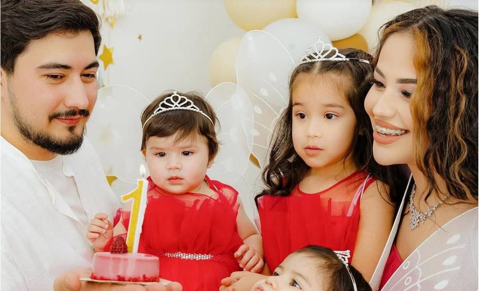 “Уч марта хиёнат устида ушлаб олганман”. Блогер Хонзода ажрашишига нима сабаб бўлгани ва алиментдан воз кечгани ҳақида