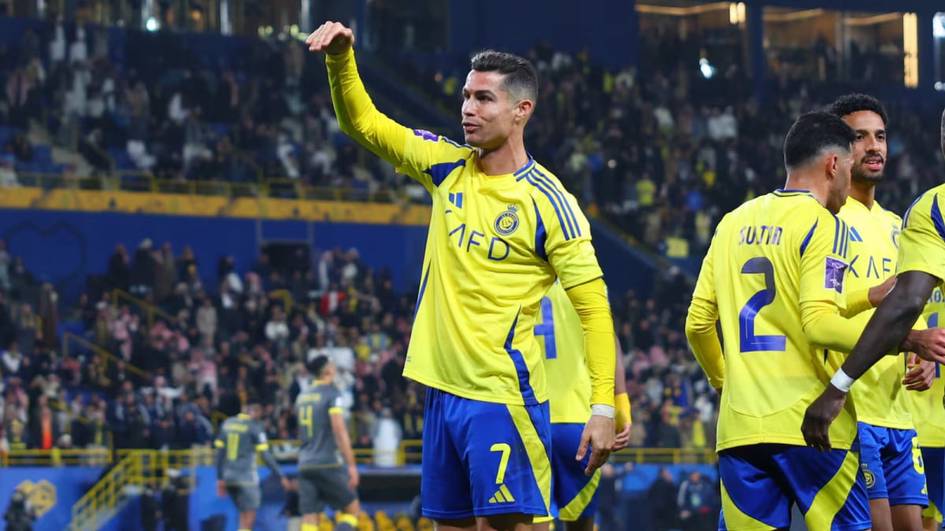 Muxlislarning “Messi” deb qilgan hayqiriqlariga Ronaldu javob qaytardi (video)